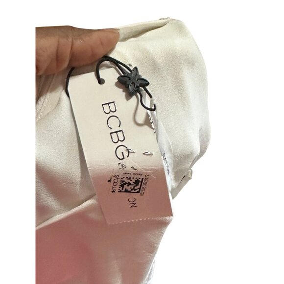 BCBGGeneration White Sheer Maxi Dress With Embroidered Trim Peasant Dress Size 0 - Picture 4 of 11